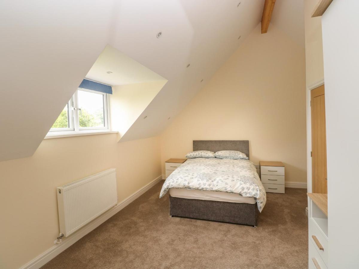 Woodpecker Barn Βίλα Pontyclun Εξωτερικό φωτογραφία